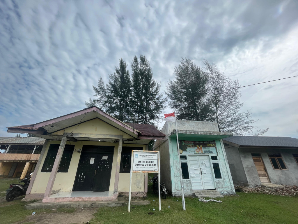 Kantor Keuchik Gampong Lhok Kruet Kec. Sampoi Niet Kab. Aceh Jaya